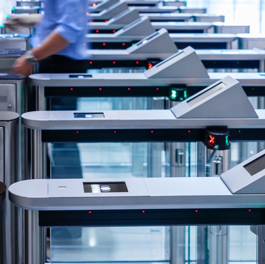 accent-airport-check-in